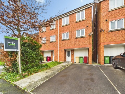 View Full Details for Nuffield Close, Heaton, Bolton, BL1