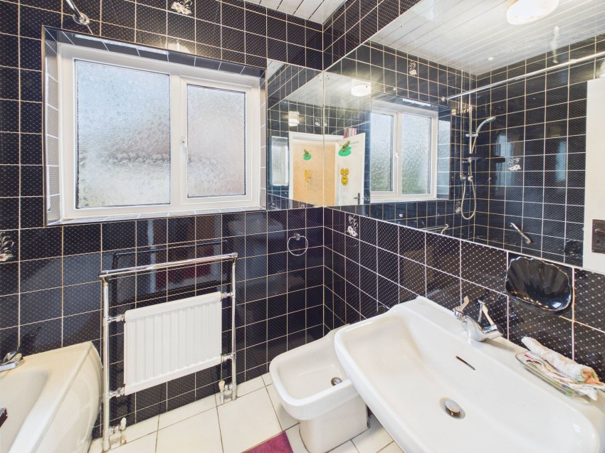 Images for Barrow Bridge Road, Smithills, Bolton, BL1