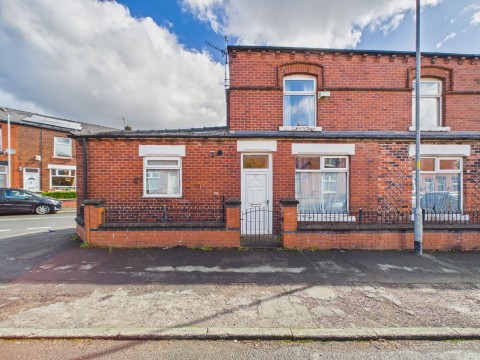 View Full Details for Queensgate, Heaton, Bolton, BL1
