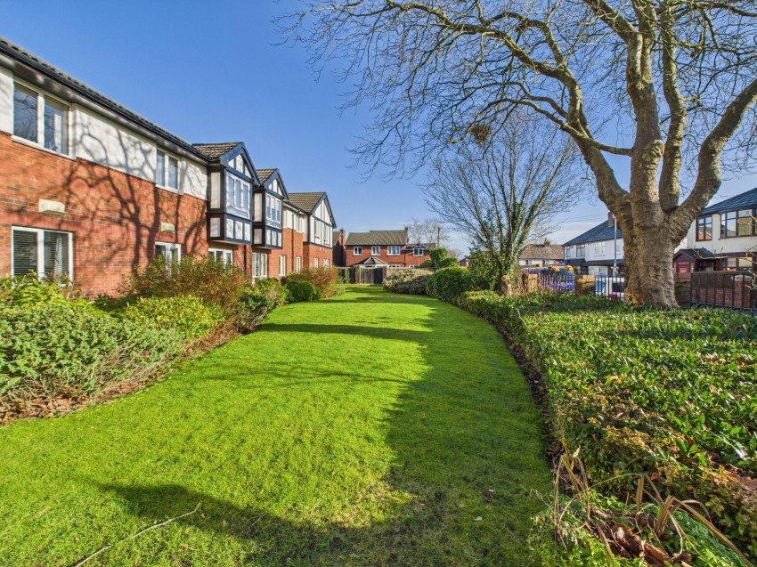 Images for Kingsbury Avenue, Bolton, BL1