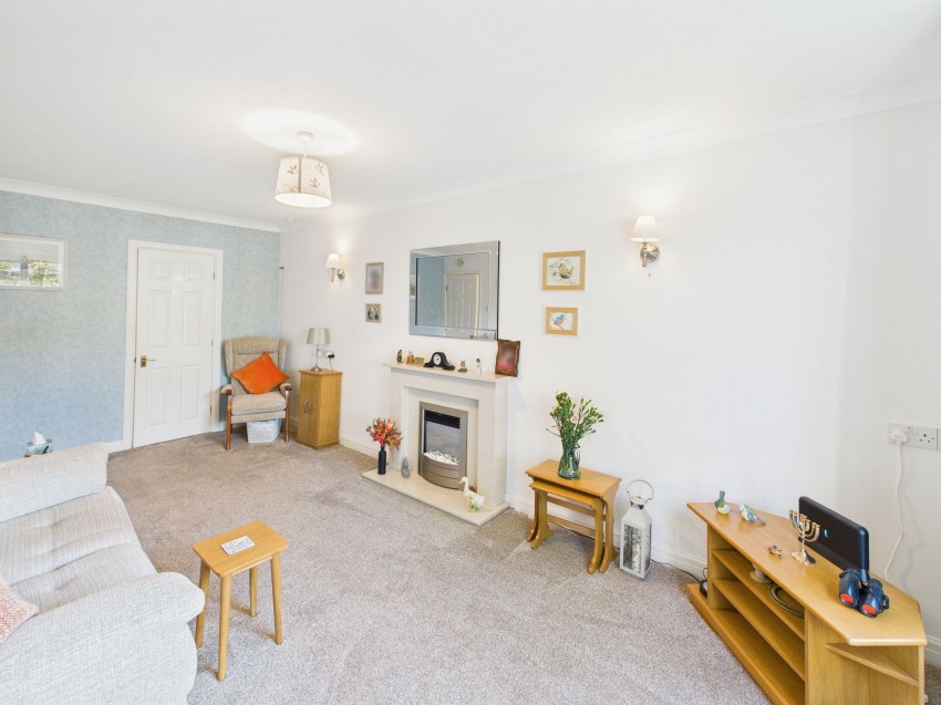 Images for Kingsbury Avenue, Bolton, BL1