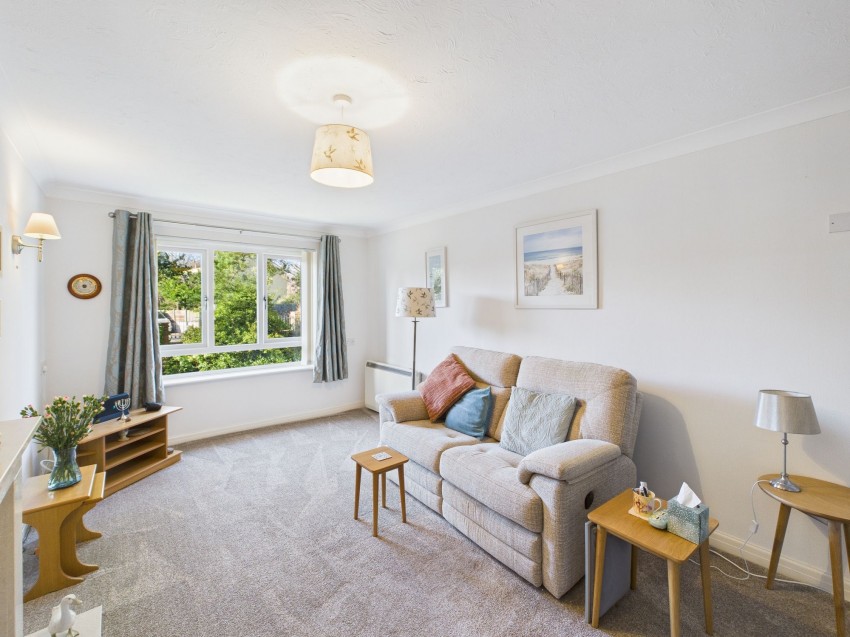 Images for Kingsbury Avenue, Bolton, BL1