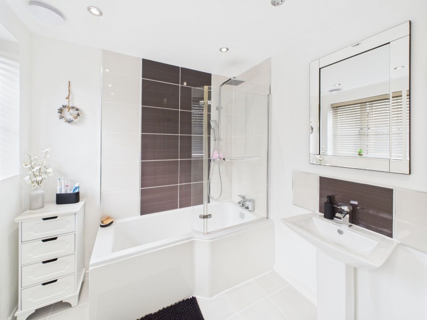 Images for Fourth Avenue, Bolton, BL1