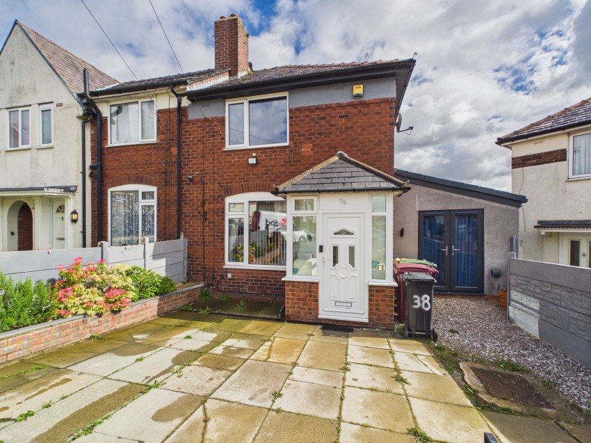 Images for Jedburgh Avenue, Heaton, Bolton, BL1