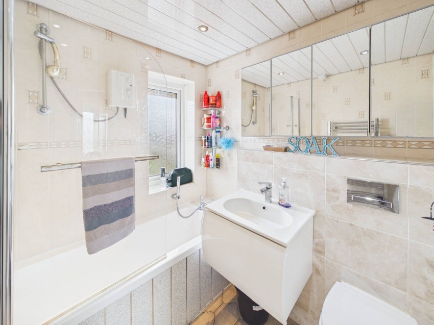 Images for Jedburgh Avenue, Bolton, BL1