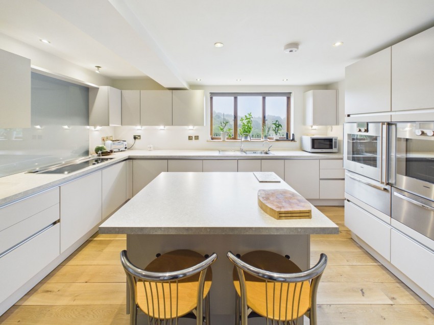 Images for Walker Fold, Smithills, Bolton, BL1