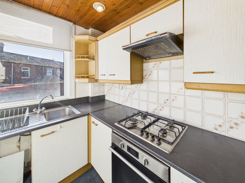 Images for Lincoln Road, Heaton, Bolton, BL1