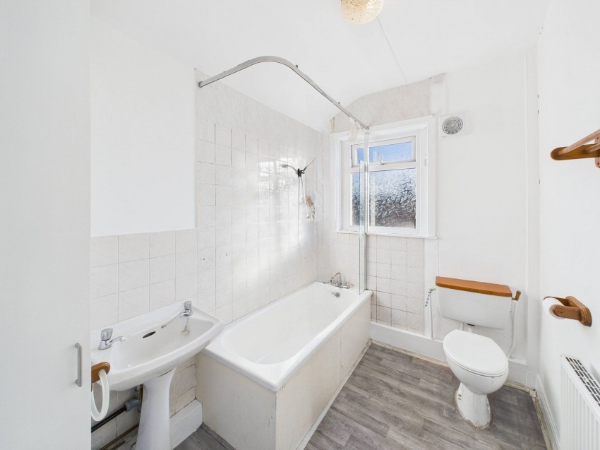 Images for Lincoln Road, Heaton, Bolton, BL1